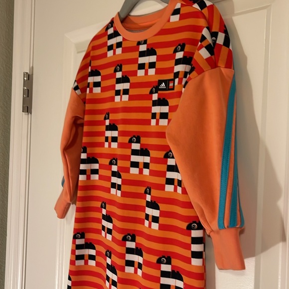 One of a Kind  Boys Kids Adidas and Lego Duplo One Piece Sleeper Pajamas size 2T - Picture 2 of 16